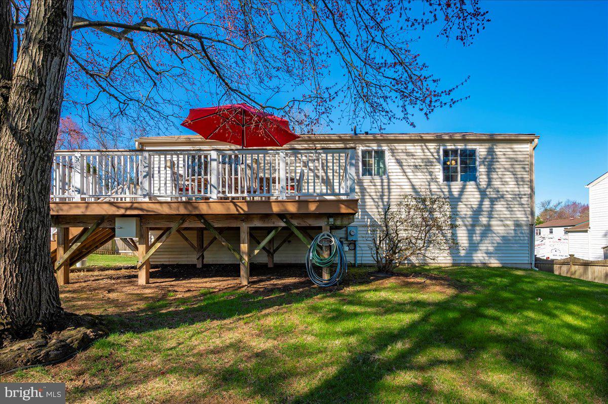 QUINCE ORCHARD MANOR - Residential