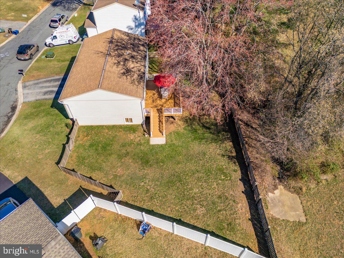 QUINCE ORCHARD MANOR - Residential