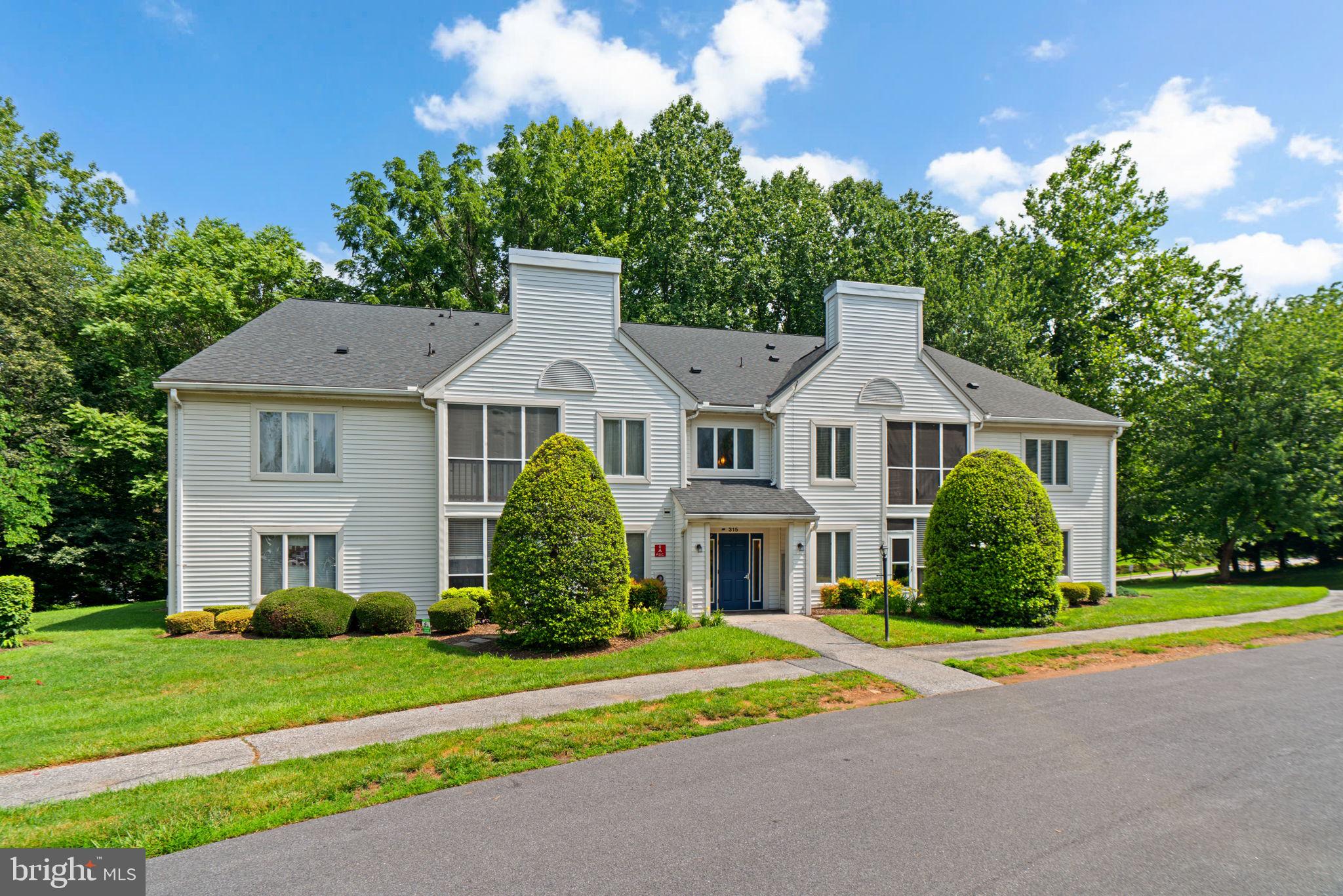315 KINGSBURY WAY D24