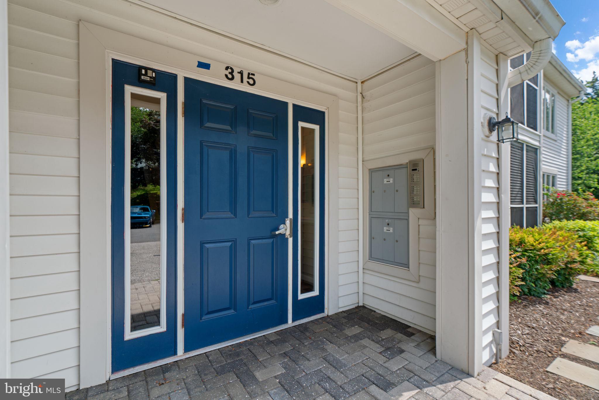 315 KINGSBURY WAY D24