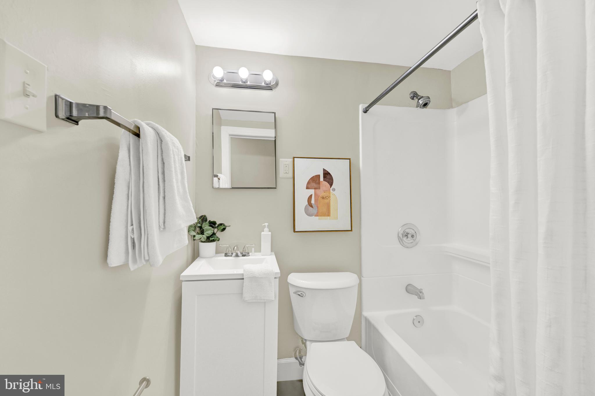 CAMERON VILLAGE - Residential Income