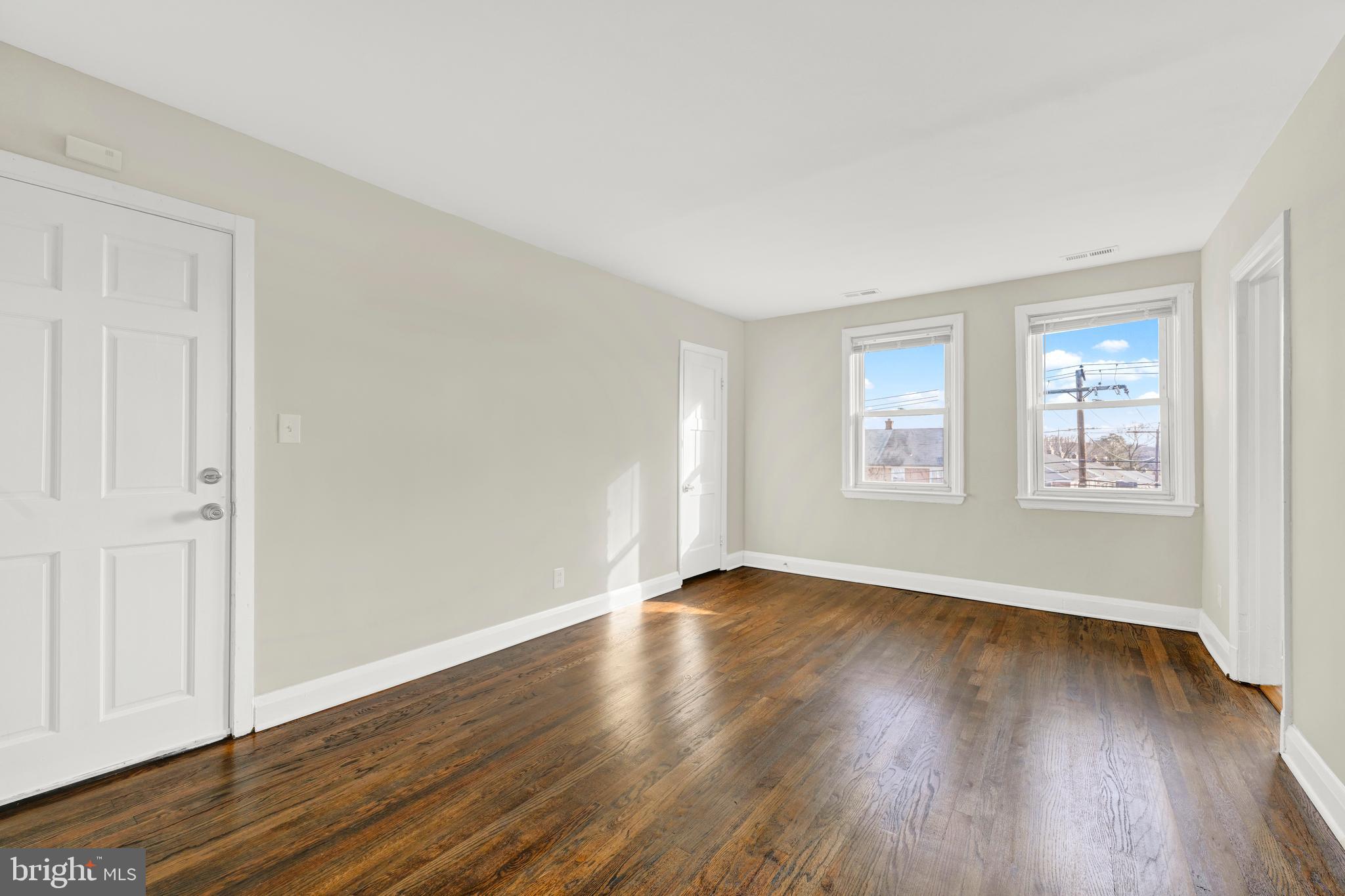 CAMERON VILLAGE - Residential Income