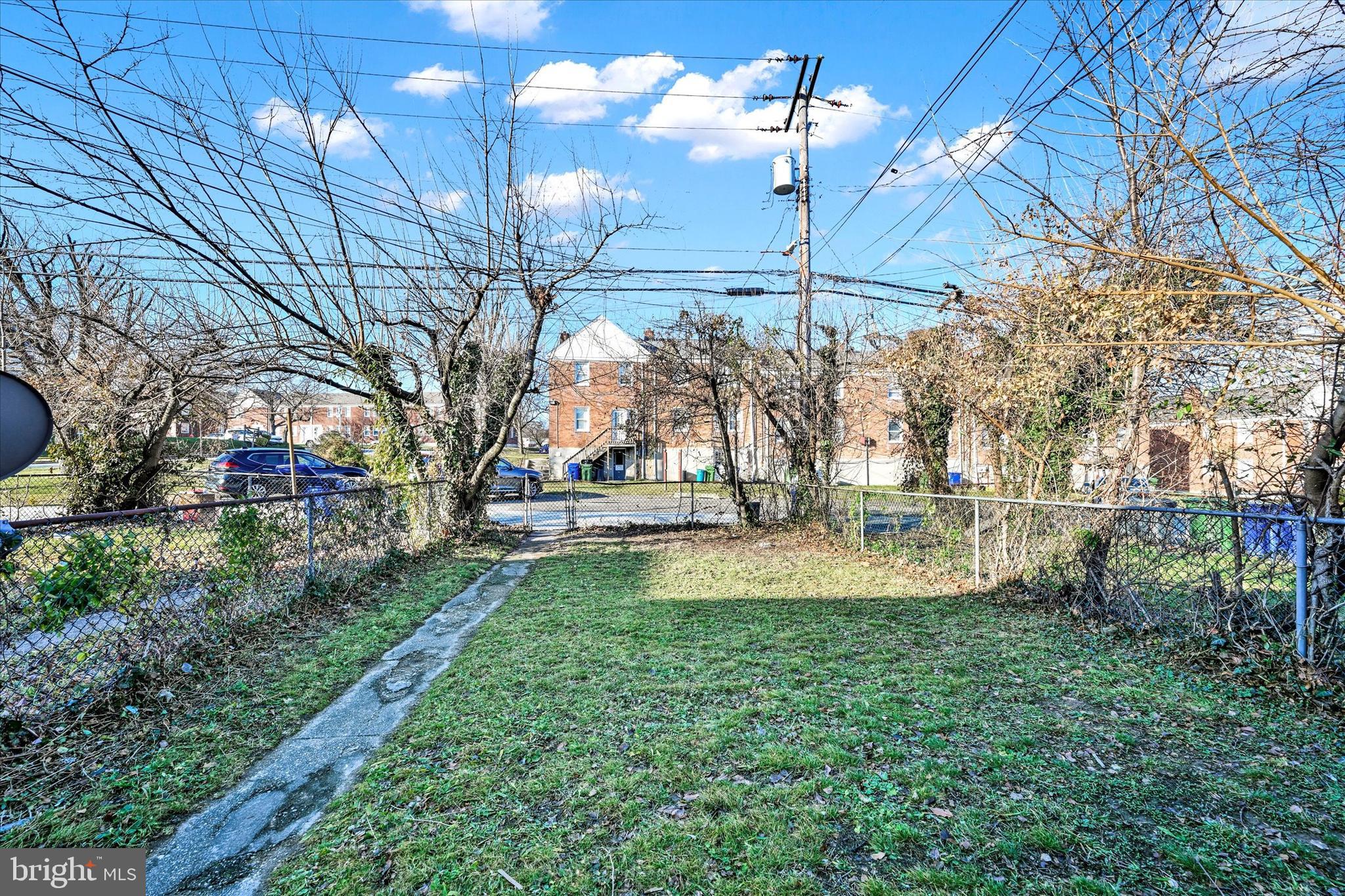 CAMERON VILLAGE - Residential Income