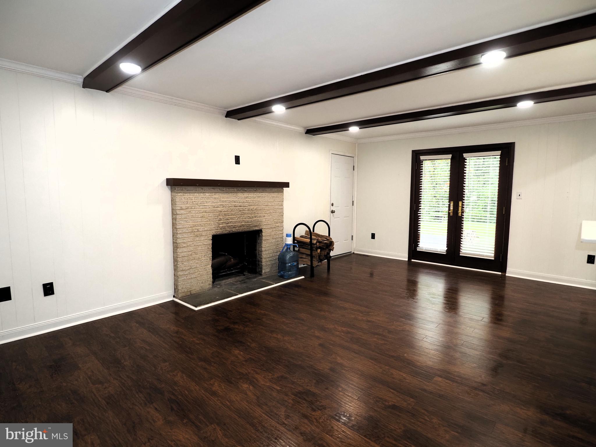 TOP OF THE WEDGE - Residential