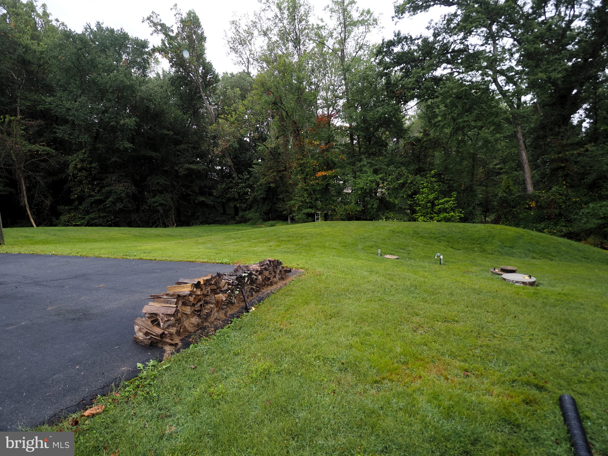 TOP OF THE WEDGE - Residential