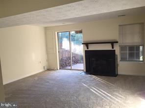 THE COLONY - Residential Lease