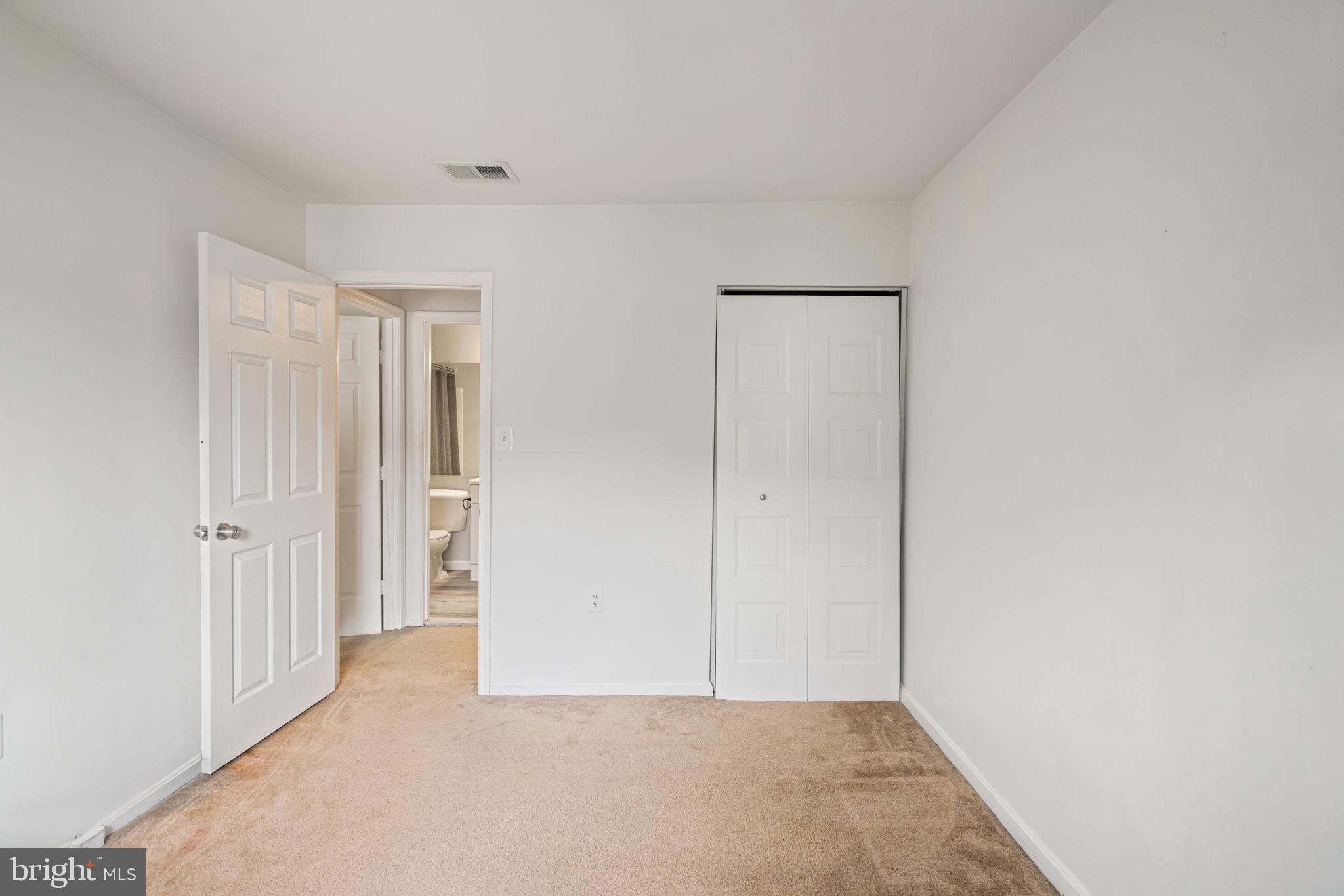 HERITAGE CROSSING - Residential