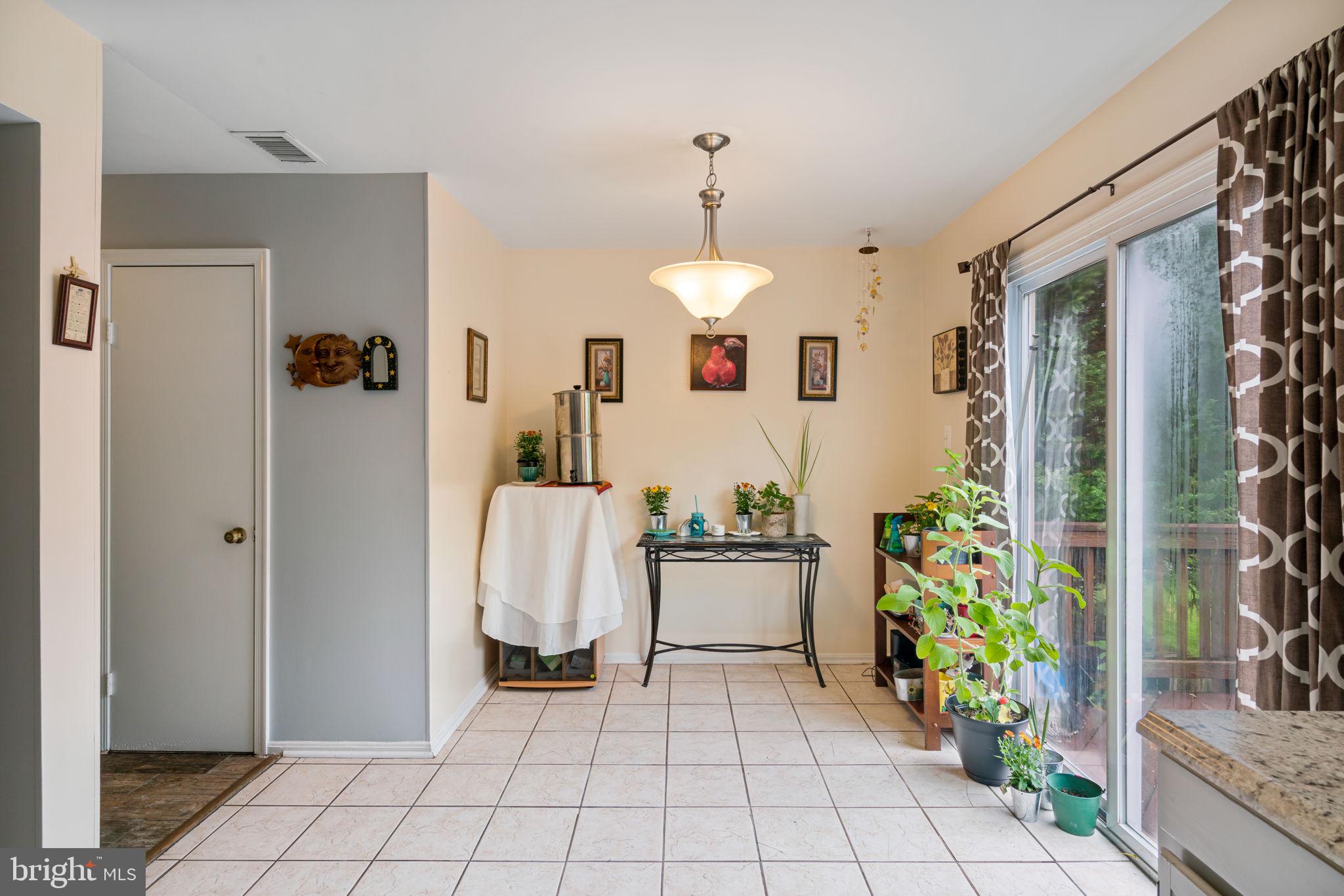 HERITAGE CROSSING - Residential