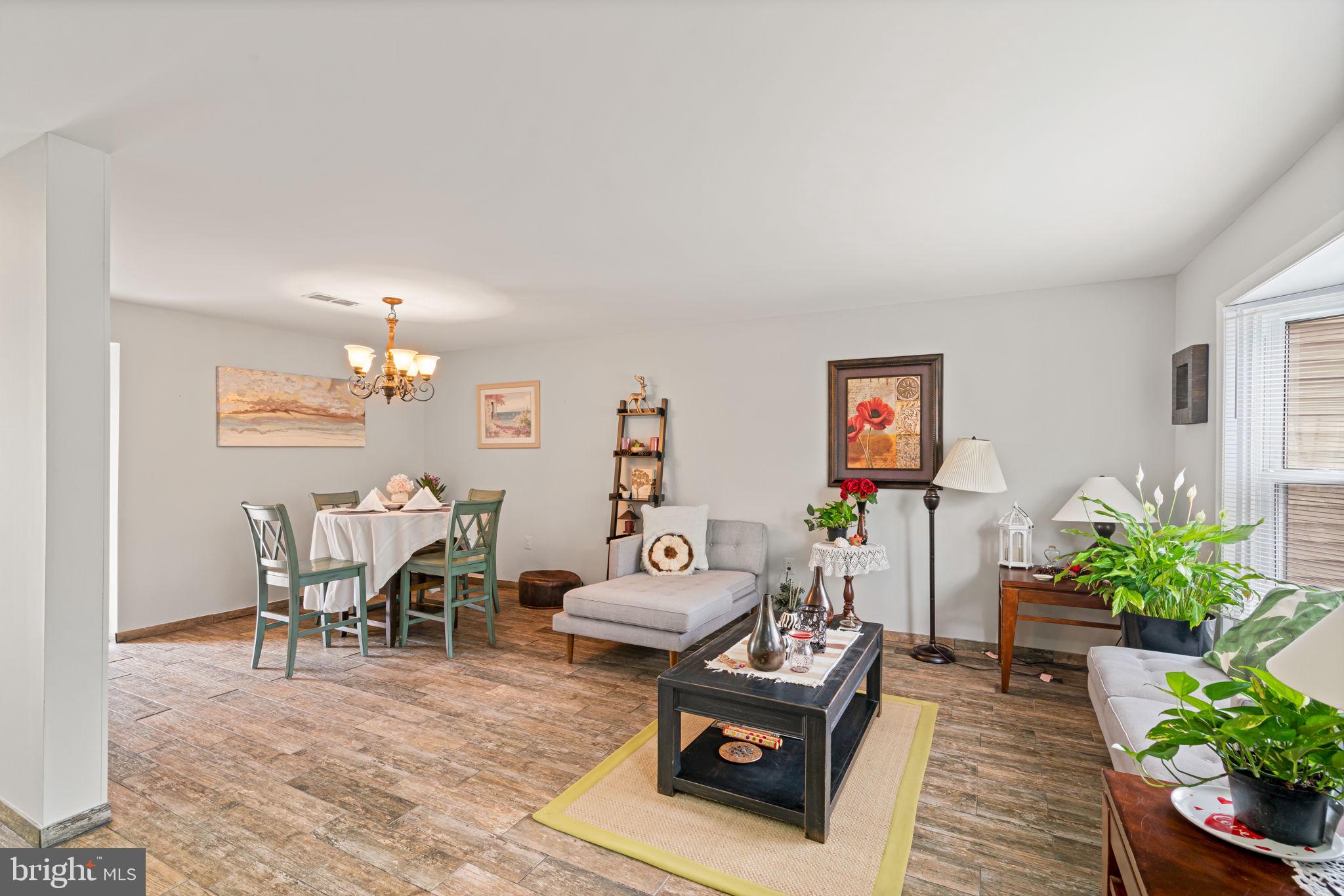 HERITAGE CROSSING - Residential