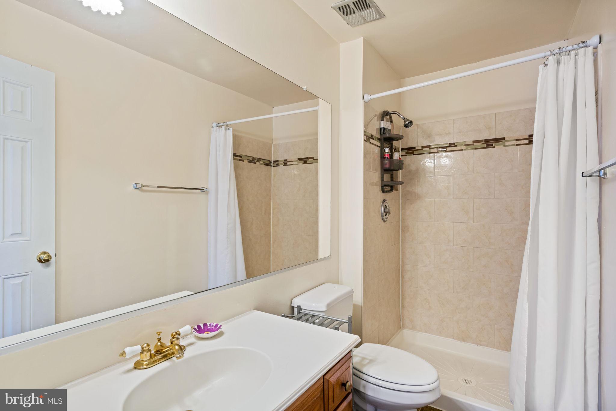 HERITAGE CROSSING - Residential