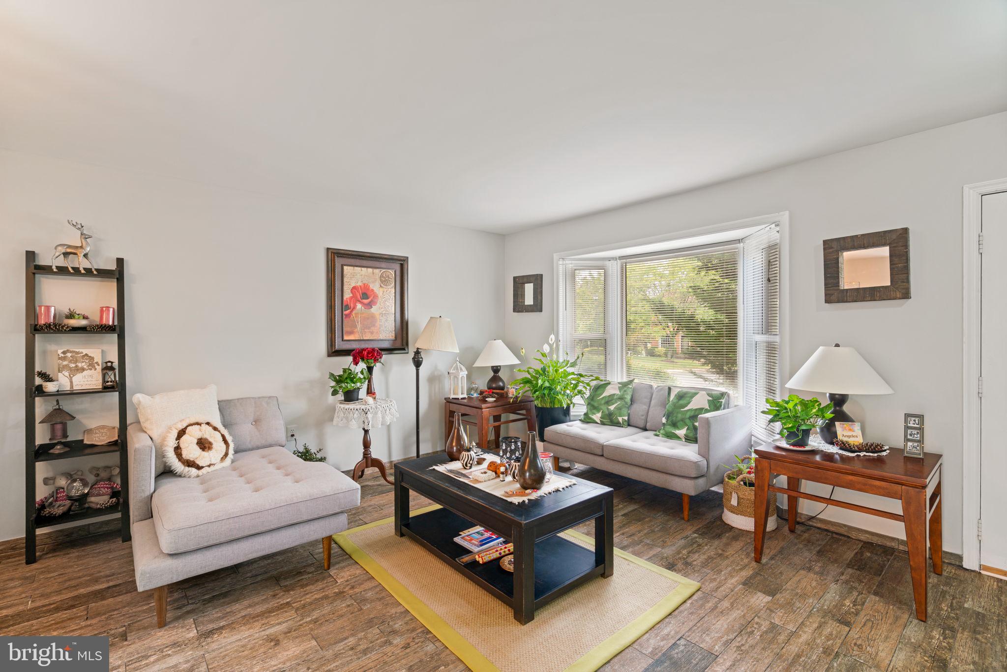 HERITAGE CROSSING - Residential