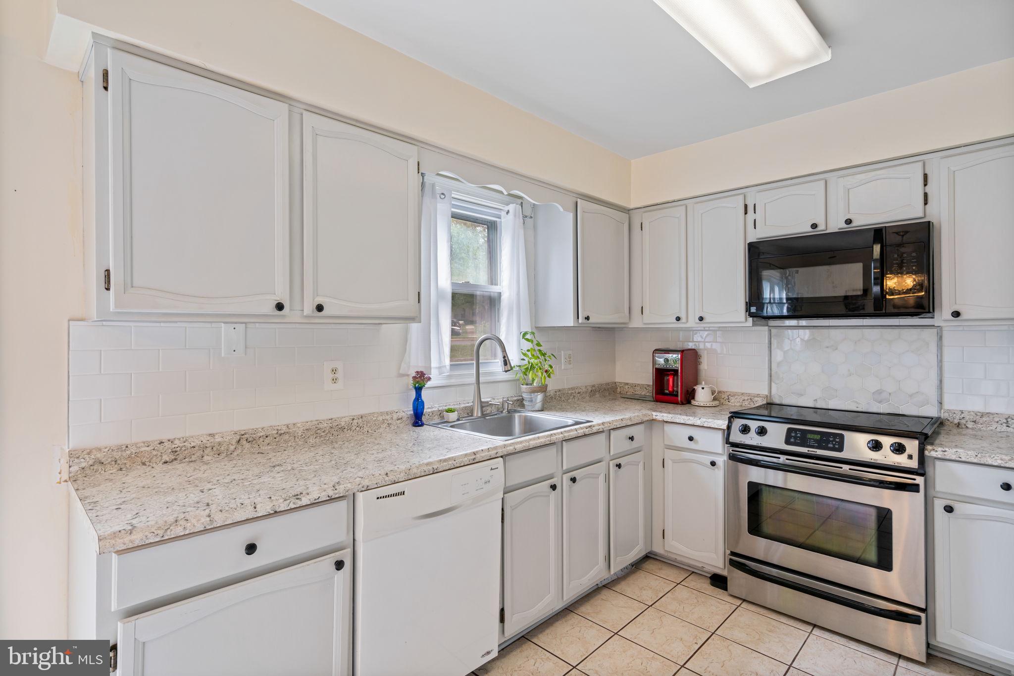 HERITAGE CROSSING - Residential