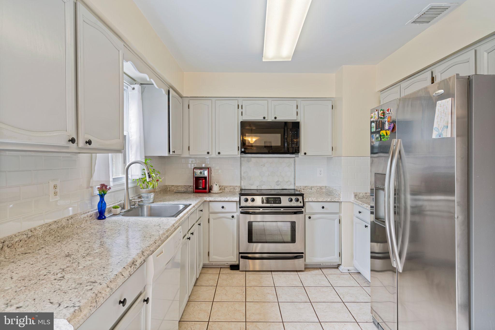 HERITAGE CROSSING - Residential