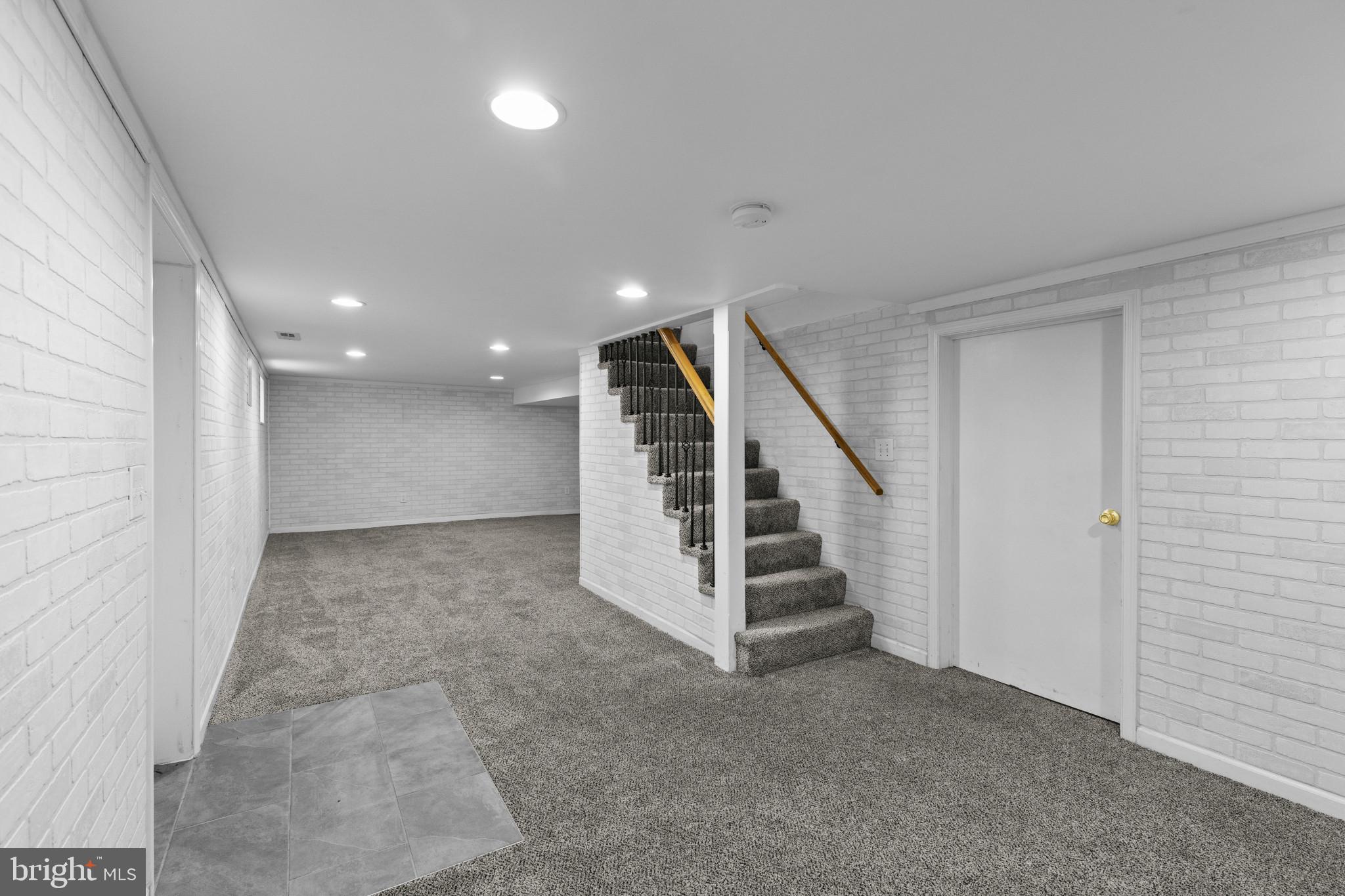 WESTFIELD - Residential