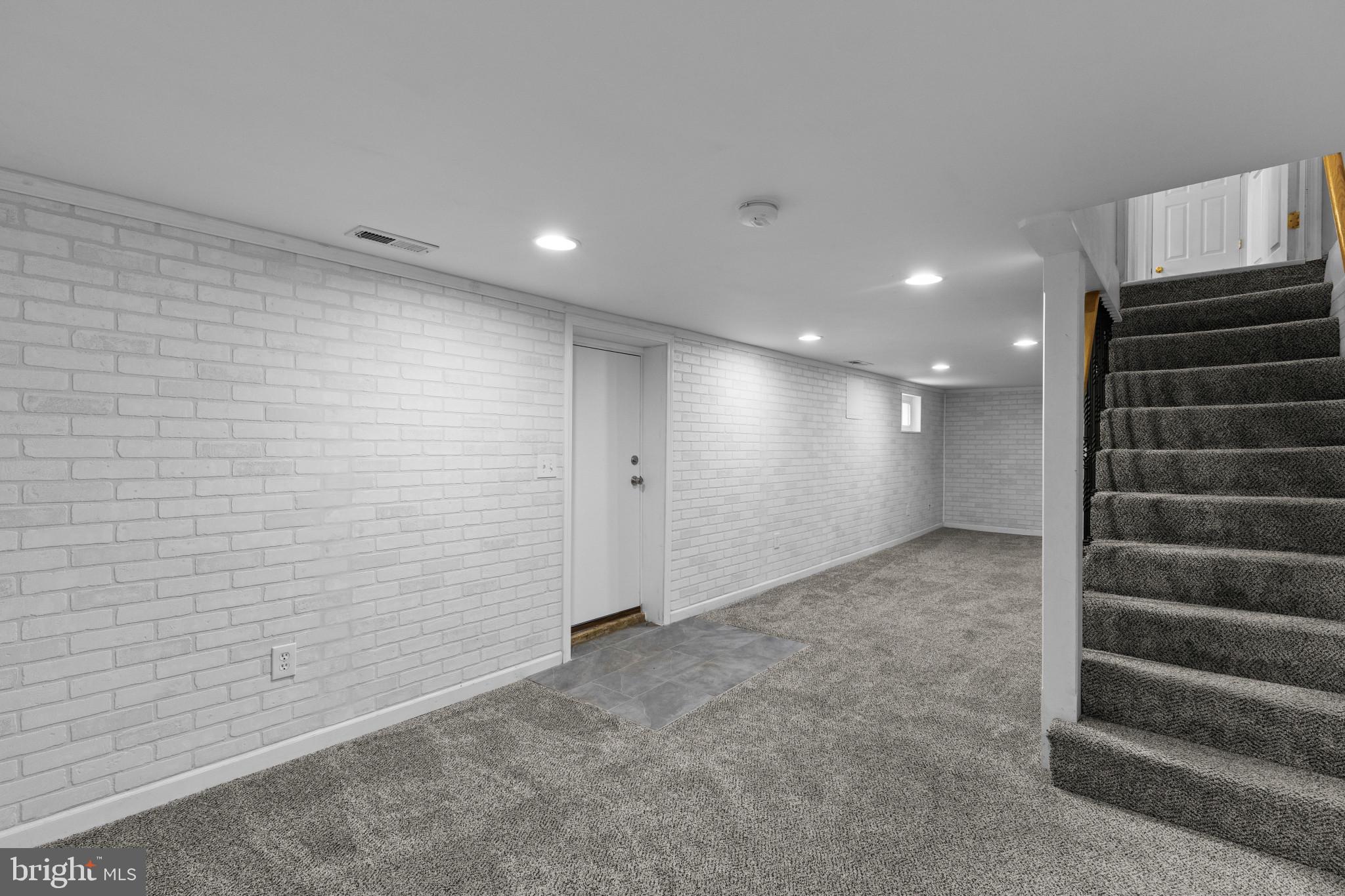 WESTFIELD - Residential