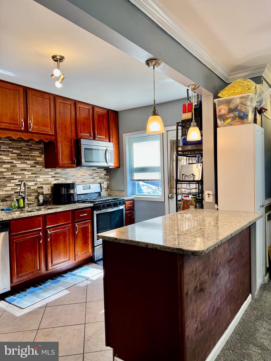 STONEWOOD-PENTWOOD-WINSTON - Residential