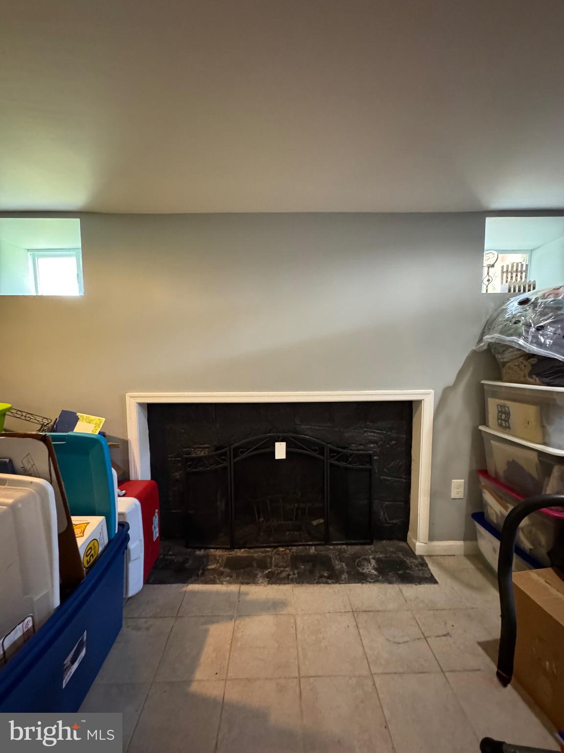 STONEWOOD-PENTWOOD-WINSTON - Residential