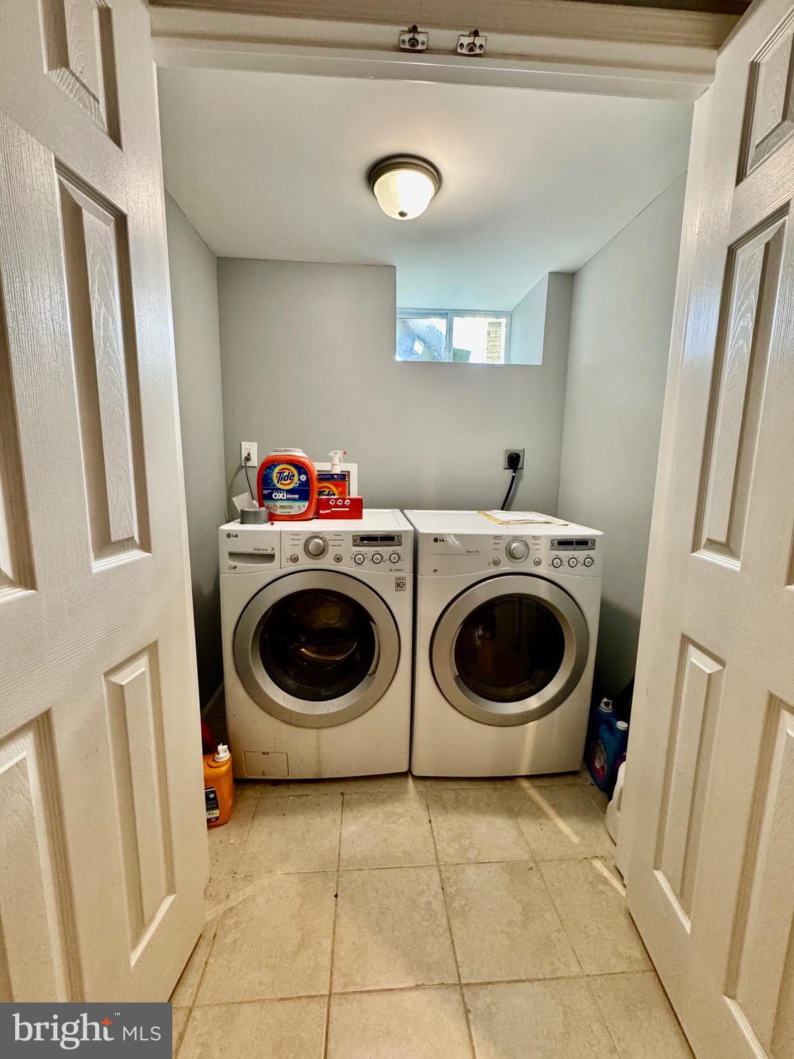 STONEWOOD-PENTWOOD-WINSTON - Residential