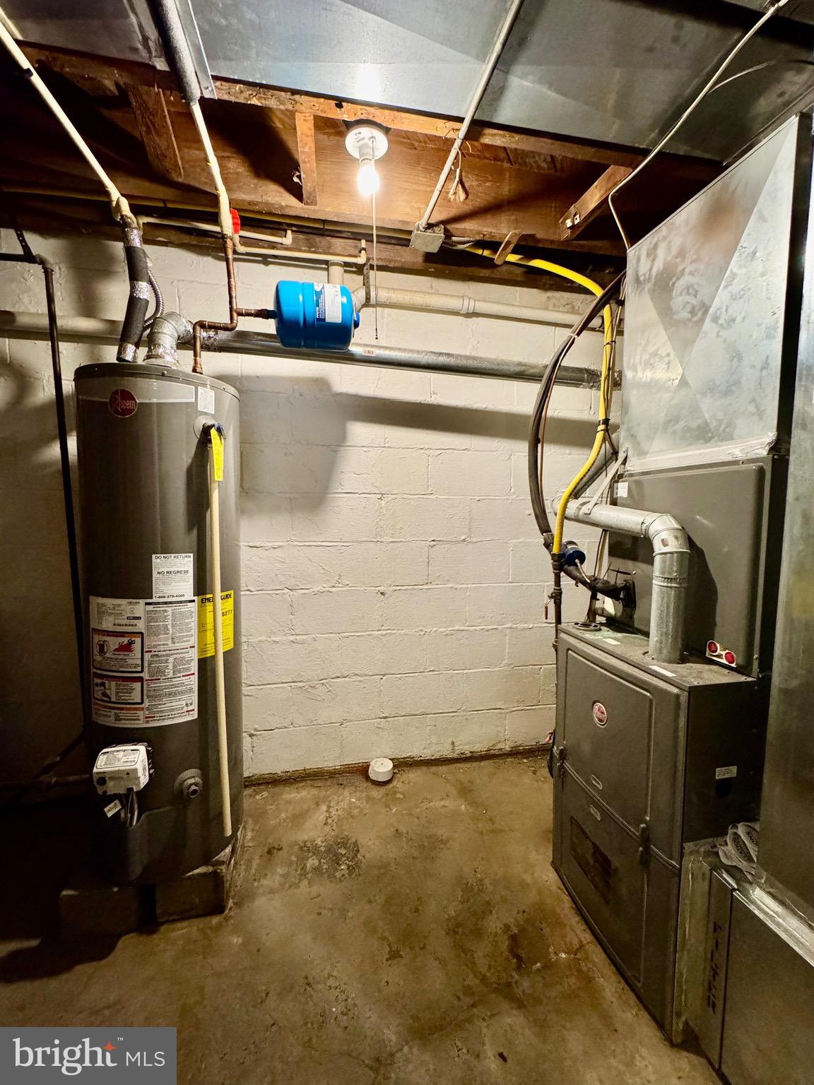 STONEWOOD-PENTWOOD-WINSTON - Residential