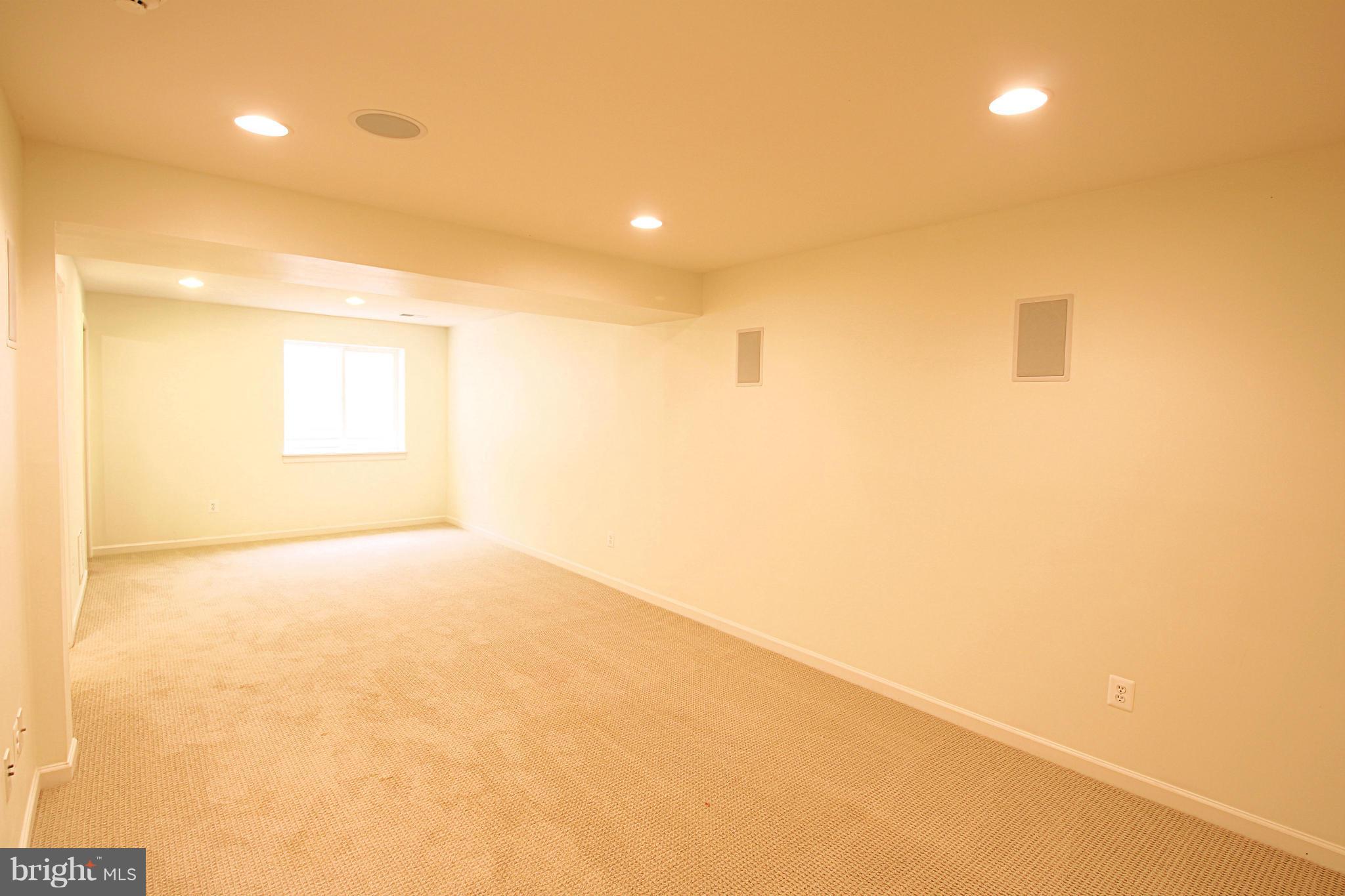 POPLAR FOREST - Residential