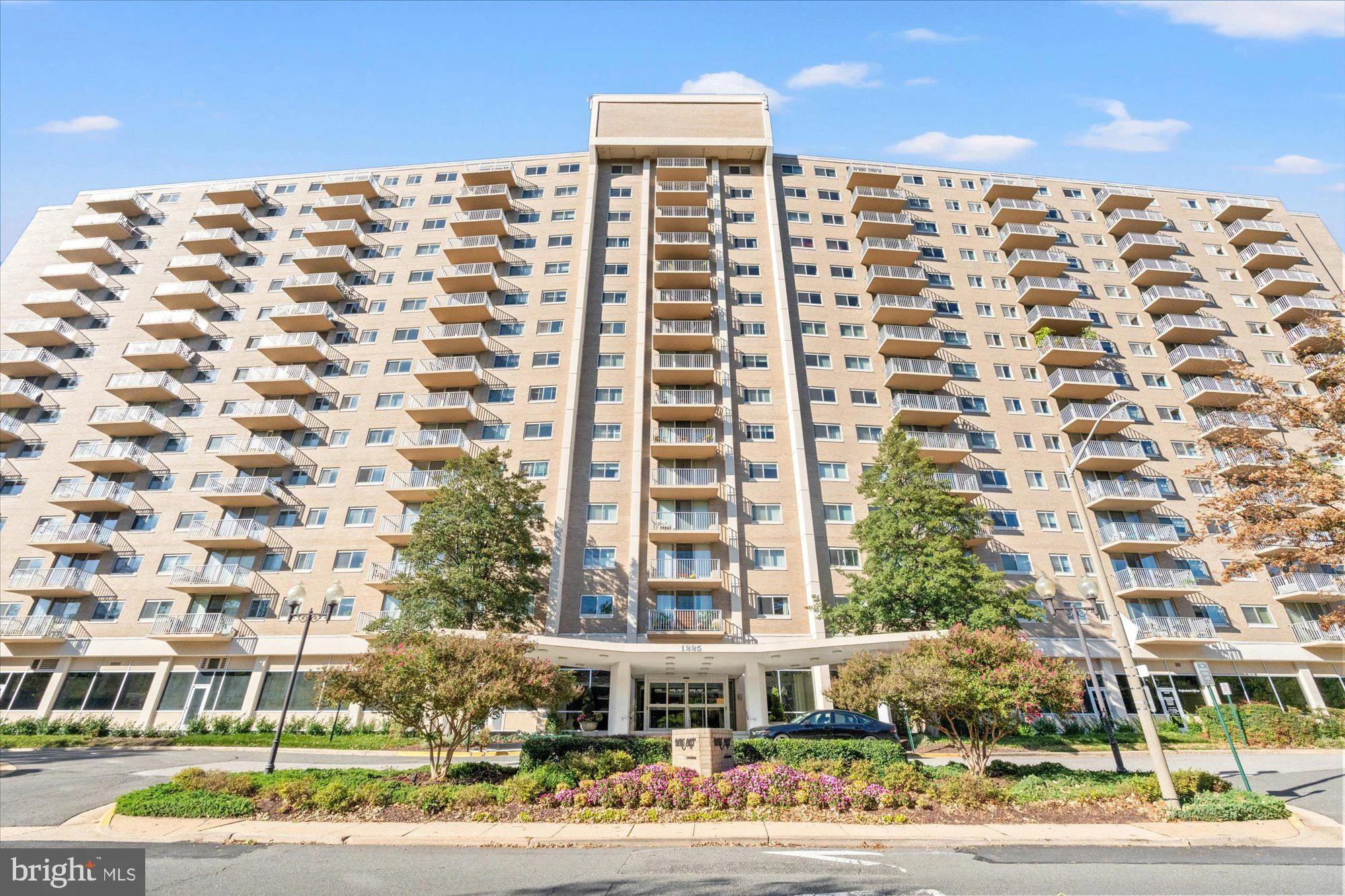 1225 Martha Custis Drive Unit 905