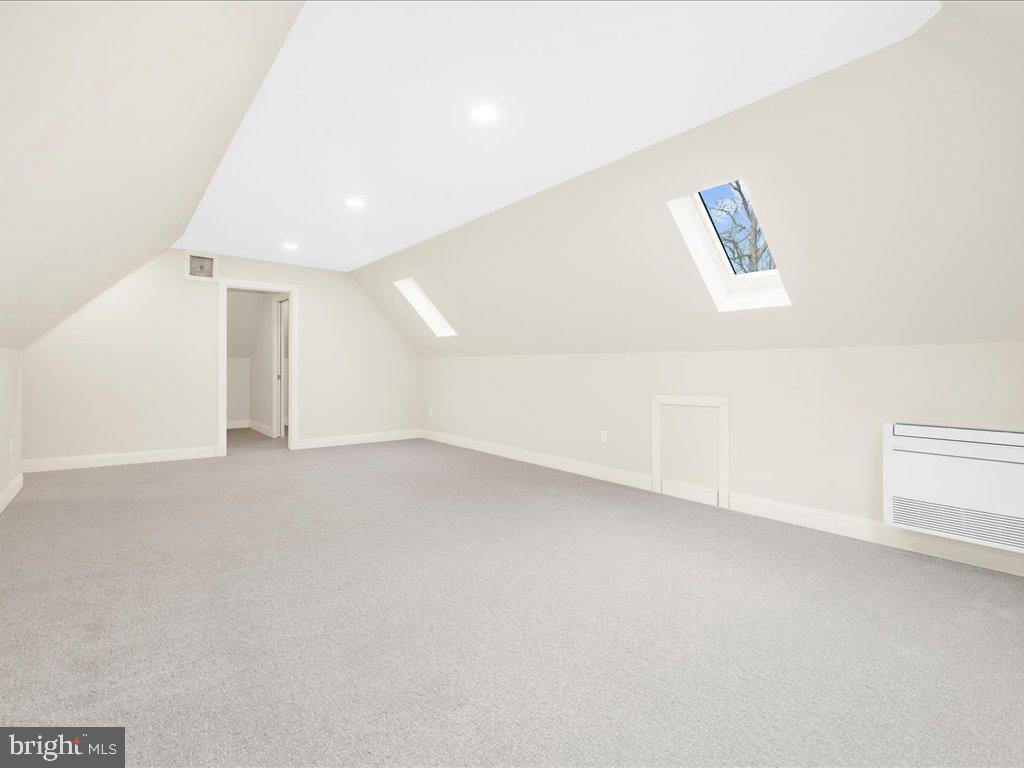 LAURELFORD - Residential