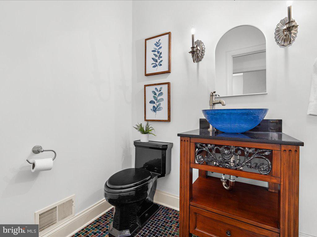 LAURELFORD - Residential