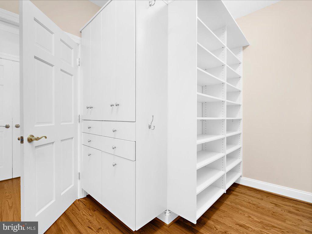 LAURELFORD - Residential