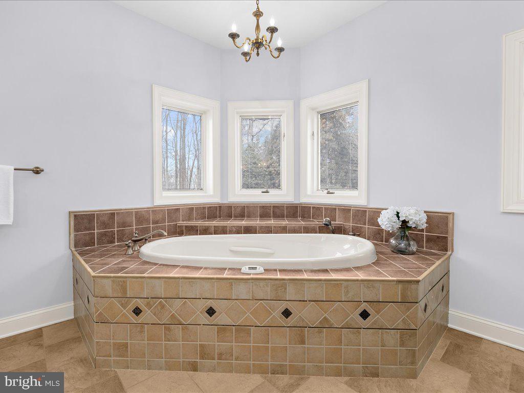 LAURELFORD - Residential