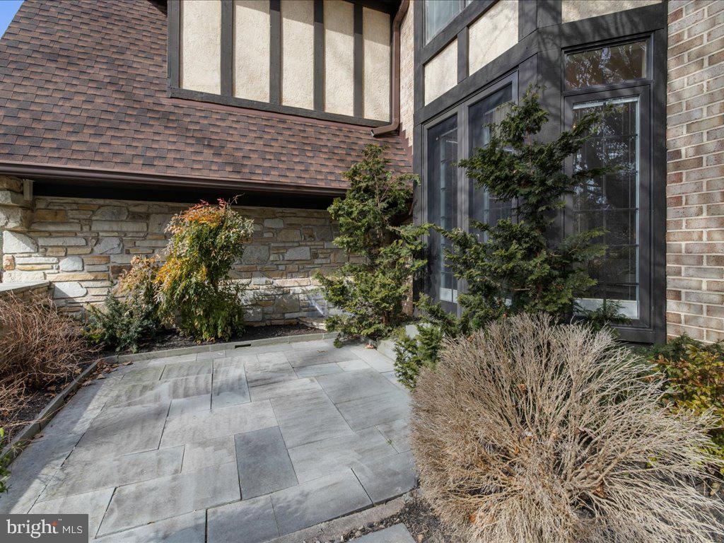 LAURELFORD - Residential