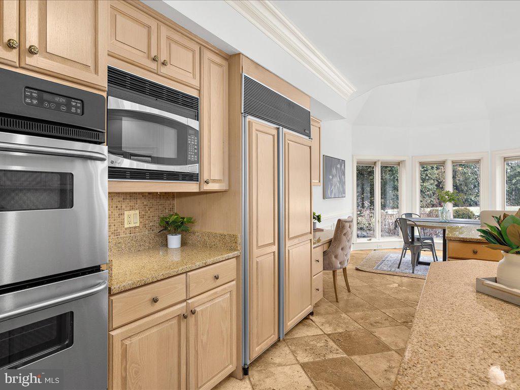 LAURELFORD - Residential