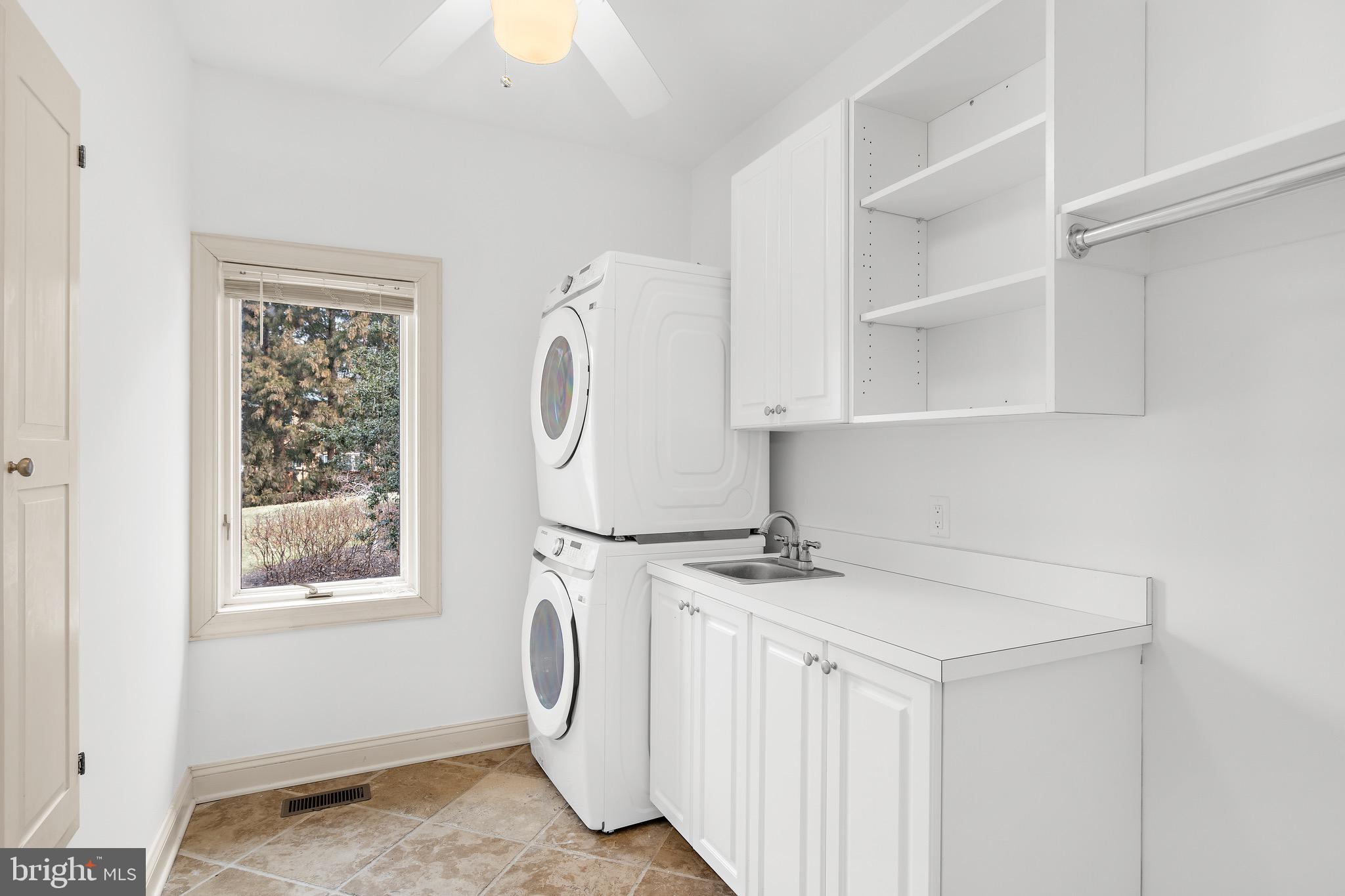 LAURELFORD - Residential