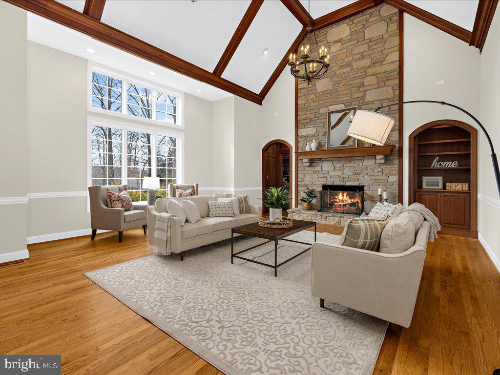 LAURELFORD - Residential