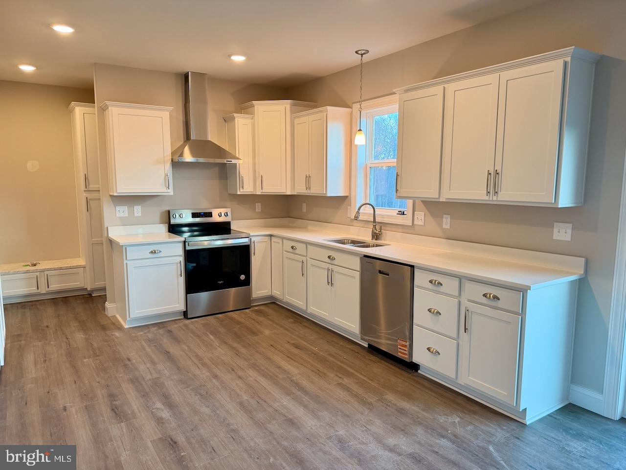 WHISKEY RUN ESTATES - Residential