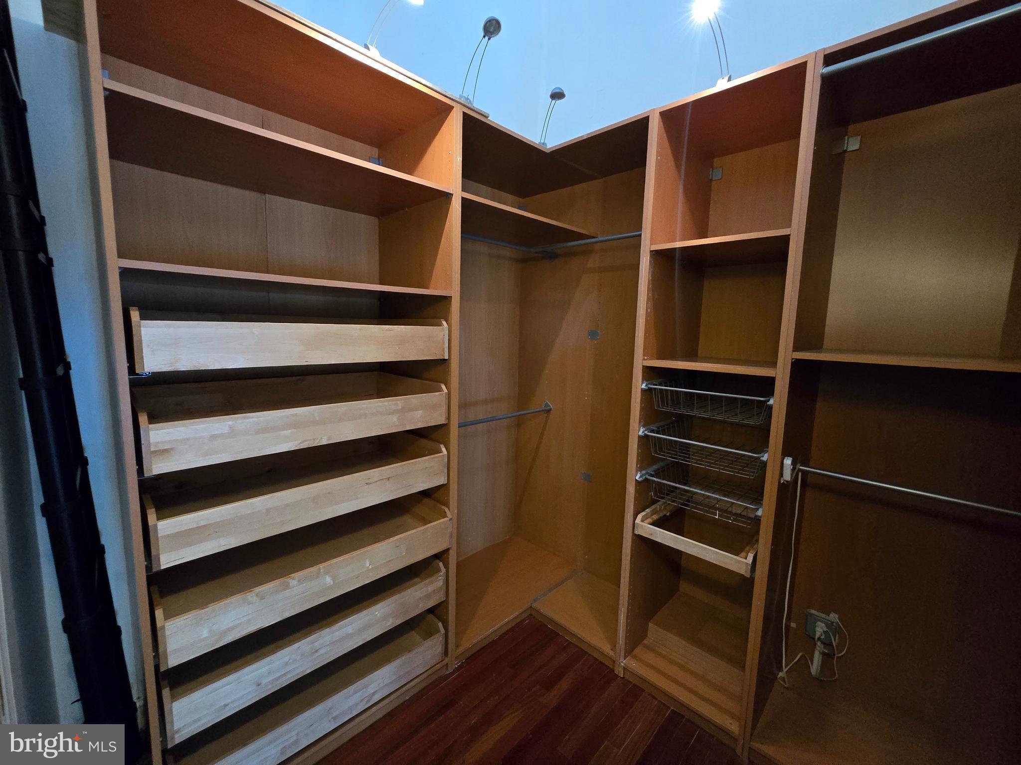 MANAYUNK - Residential Lease