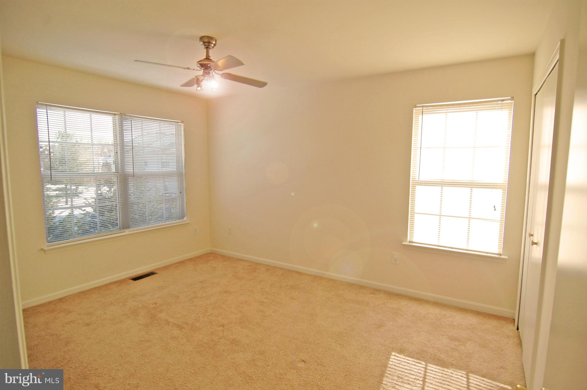 OAKLAND FARM - Residential Lease