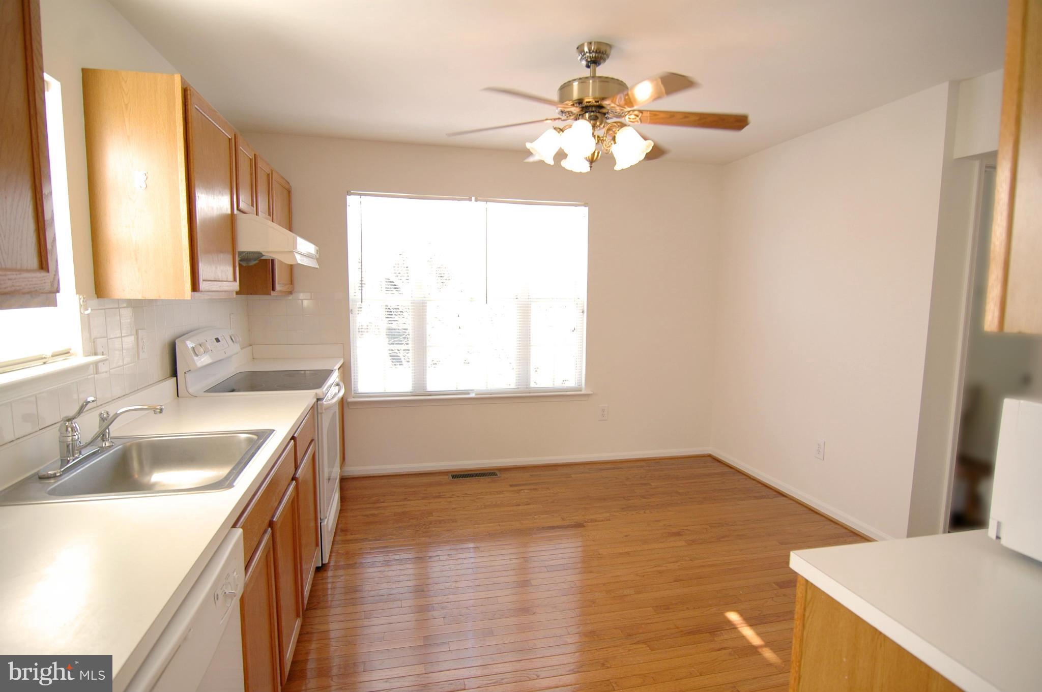 OAKLAND FARM - Residential Lease