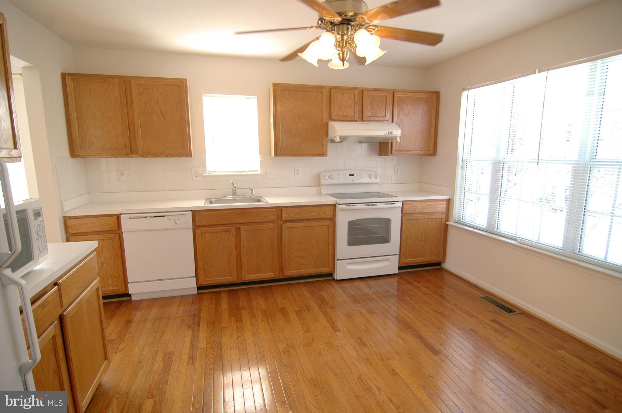 OAKLAND FARM - Residential Lease