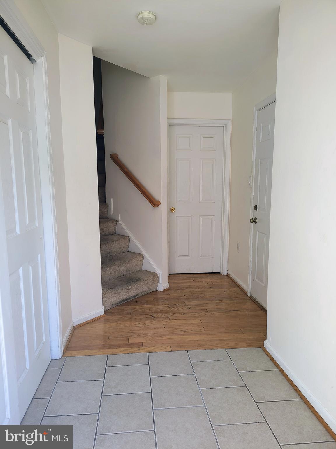 COUNTY GREEN - Residential Lease