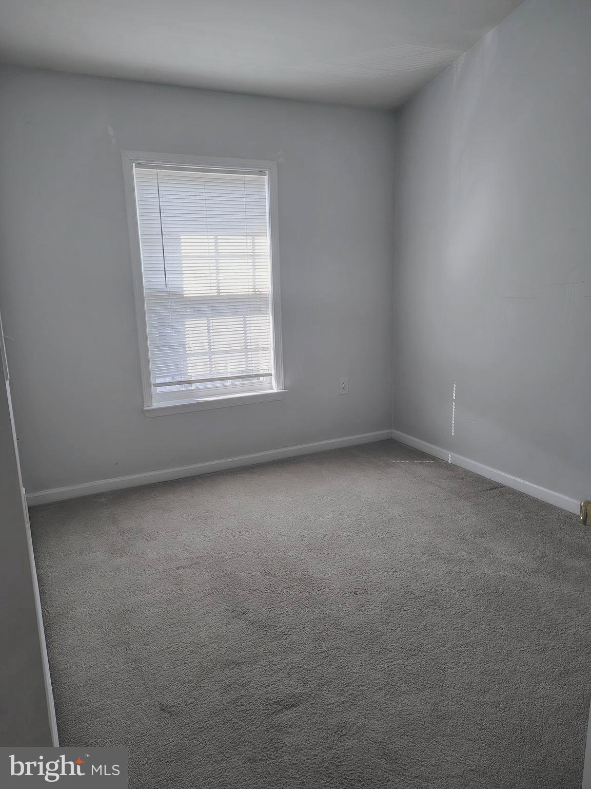 COUNTY GREEN - Residential Lease