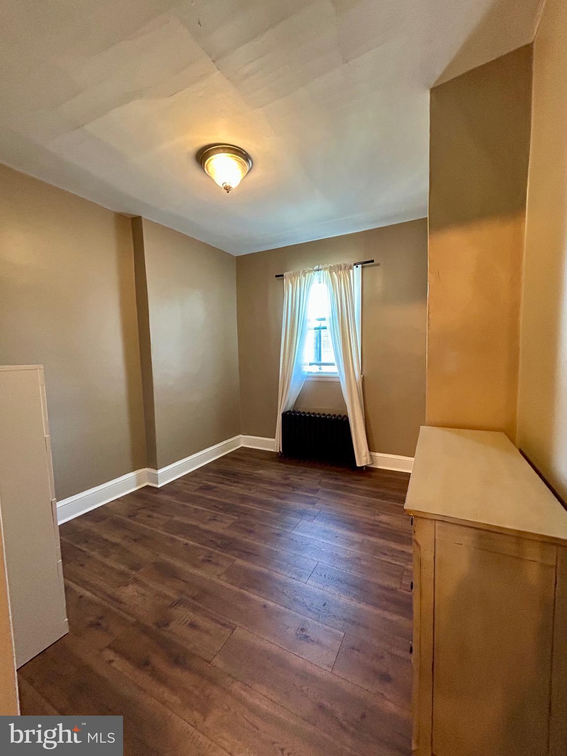 PORT RICHMOND - Residential