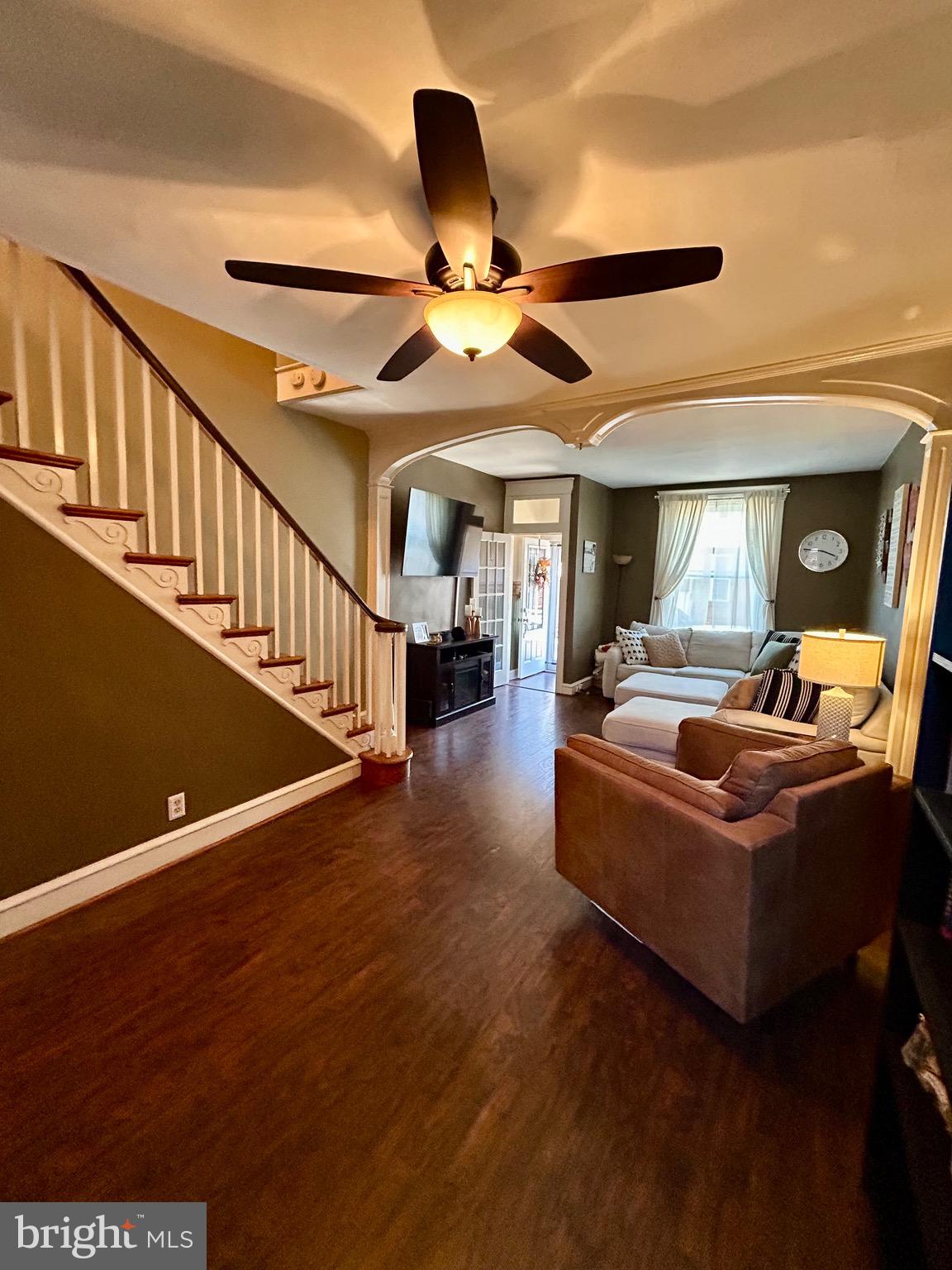 PORT RICHMOND - Residential