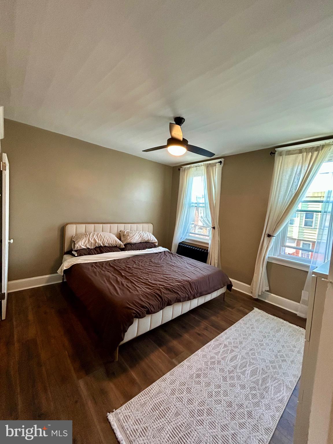 PORT RICHMOND - Residential