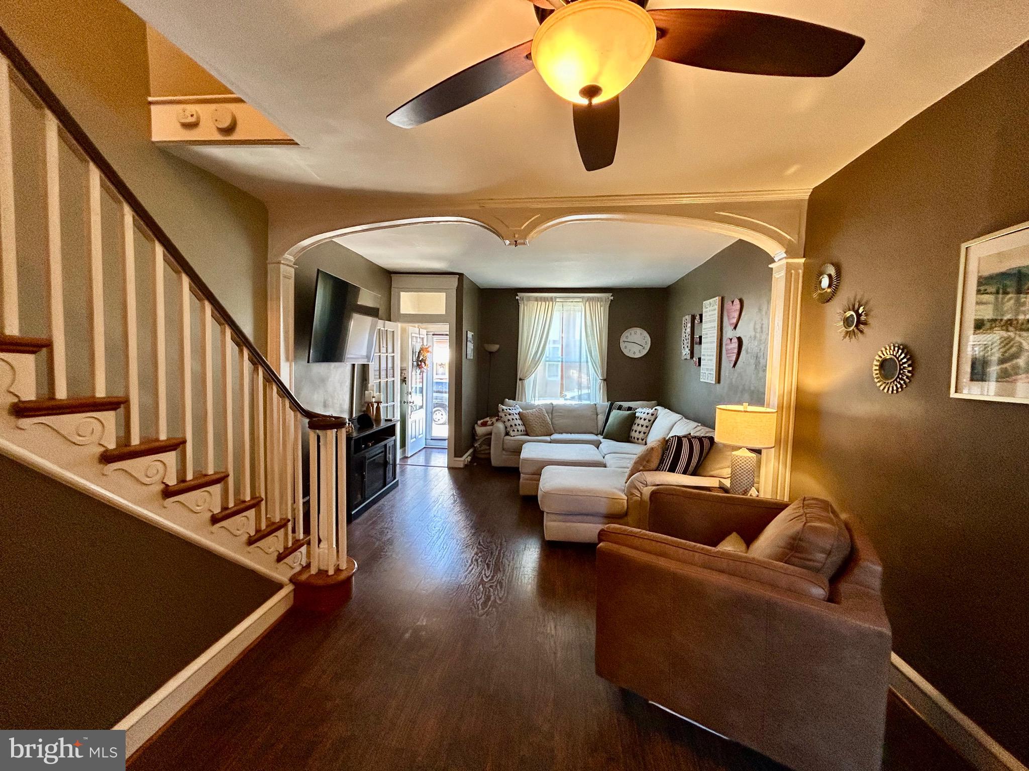 PORT RICHMOND - Residential