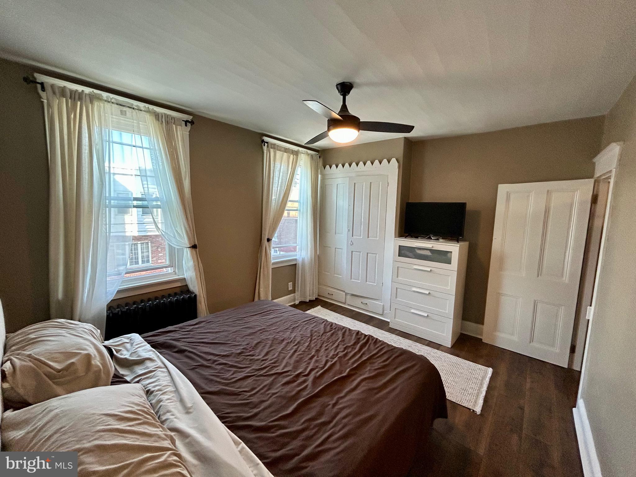 PORT RICHMOND - Residential