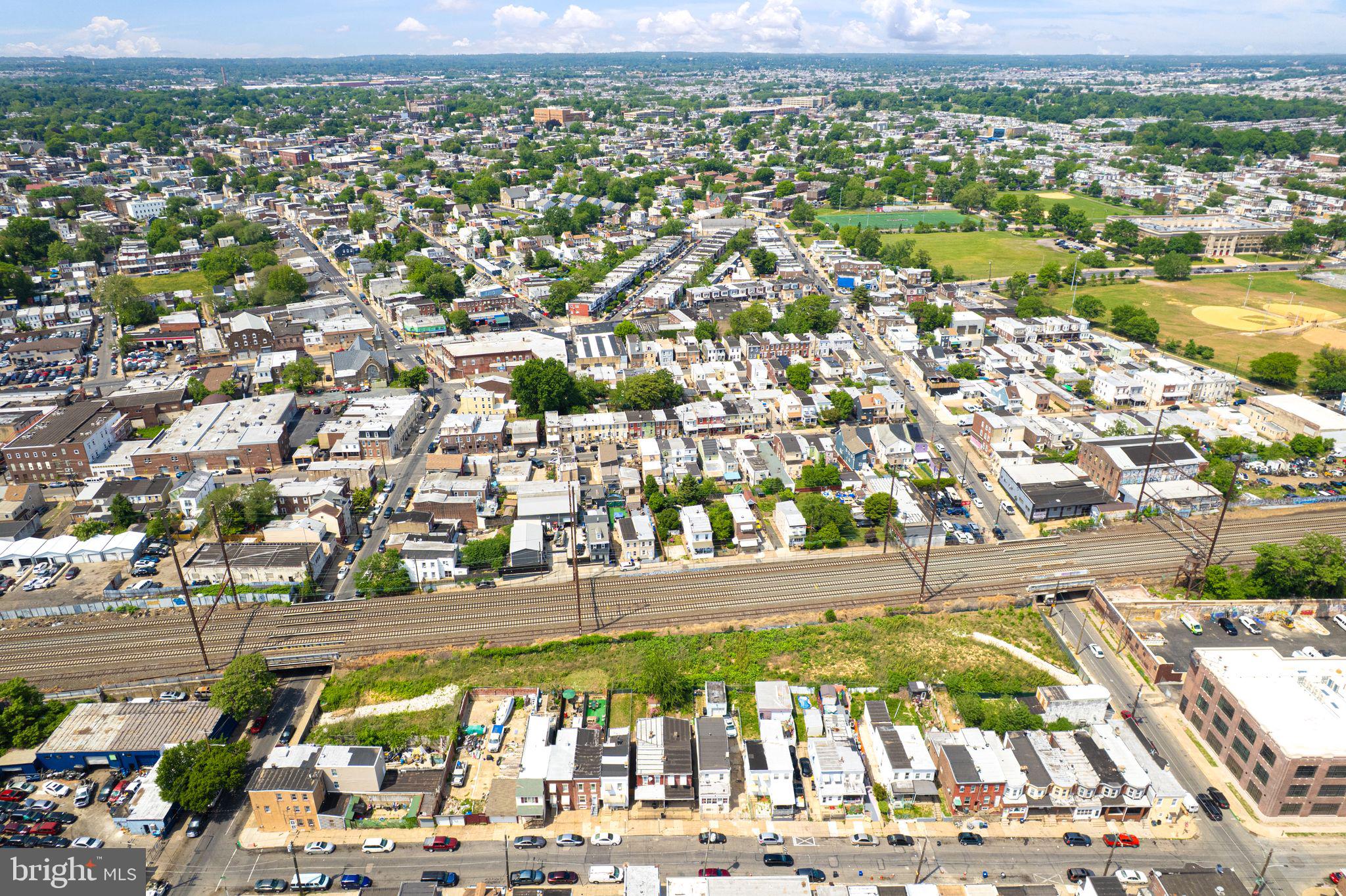 Prime commercial land available for lease in Philadelphia’s ICMX zone! This large gated lot totals 37,411 sq ft and runs from Orthodox Street to Margaret Street, covering 2201-03 Orthodox St and 2205-07 Orthodox St.
Perfect for a variety of commercial and industrial uses including:
Auto Related operations,
Warehouse/Distribution,
Flex Space,
Garden Center,
Big Box Retail,
Pad Site Development,
Parking Lot or Parking Garage,
Other commercial uses.
Excellent street frontage, gated access, and proximity to major roadways and public transit make this an ideal location for your business.
Secure this flexible, high-visibility lot for your next venture.