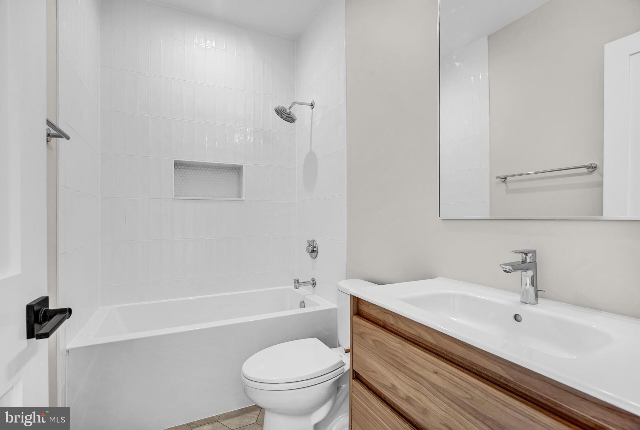 RUCKERS LANGLEY - Residential