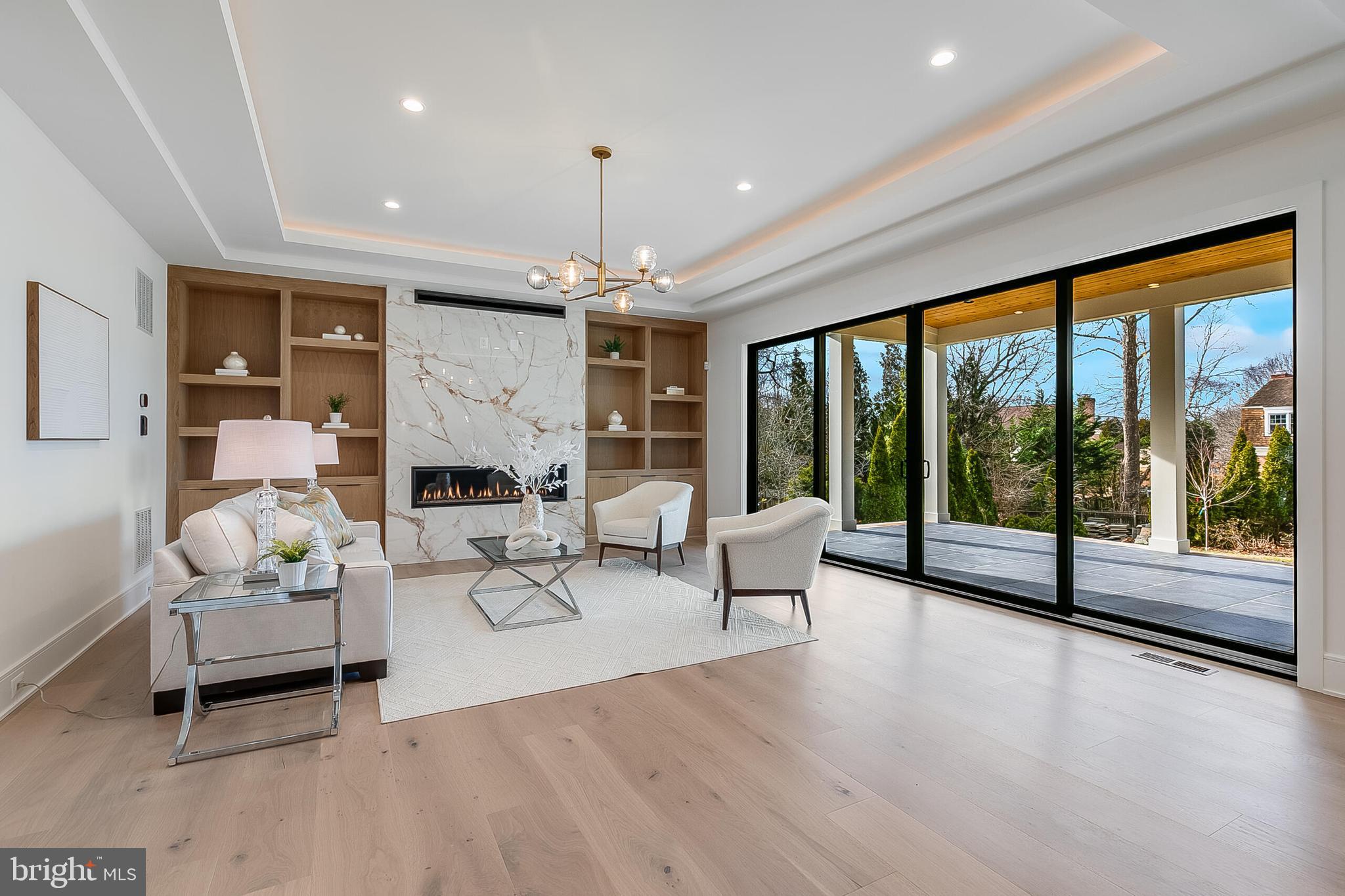 RUCKERS LANGLEY - Residential