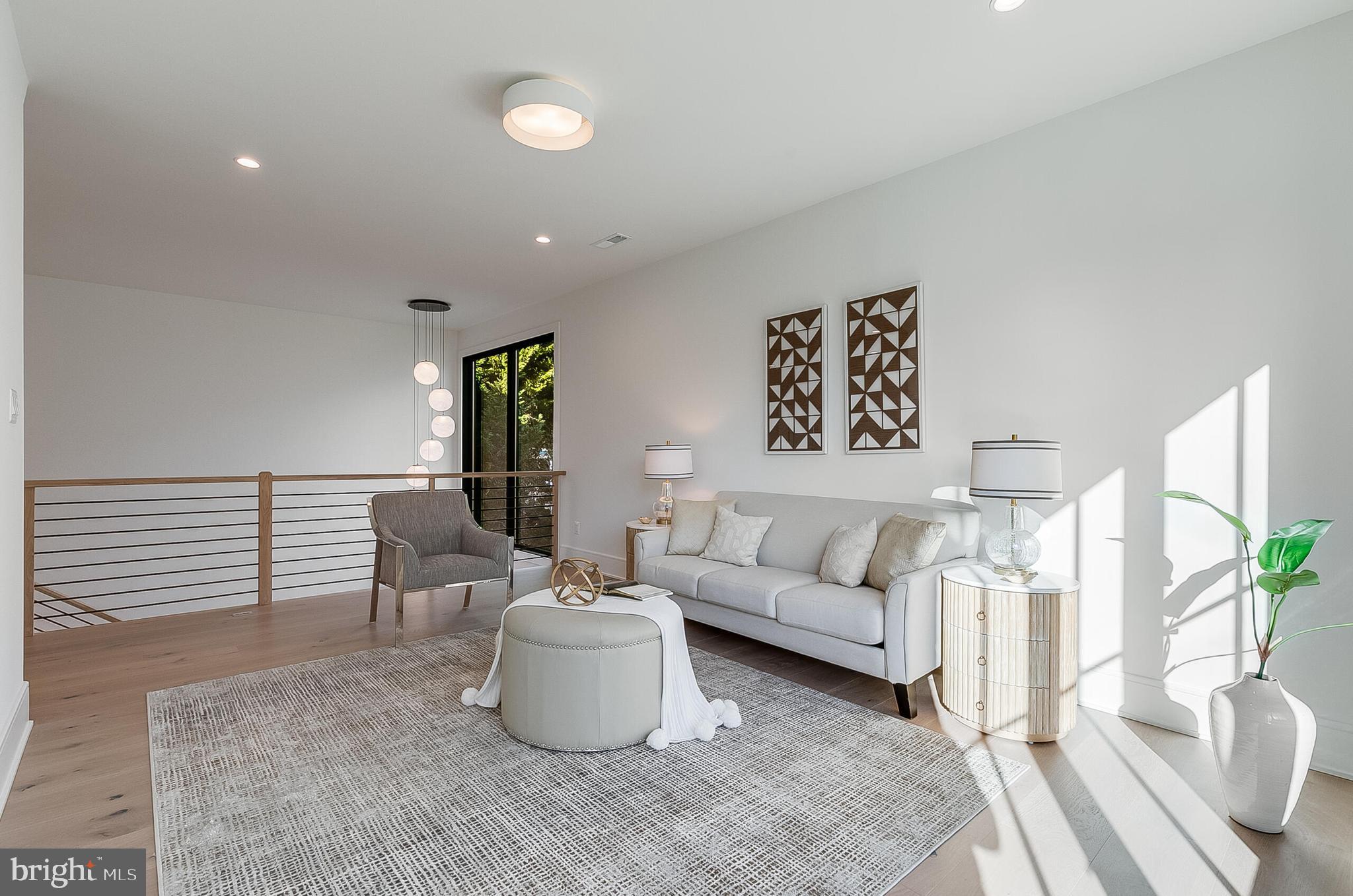 RUCKERS LANGLEY - Residential