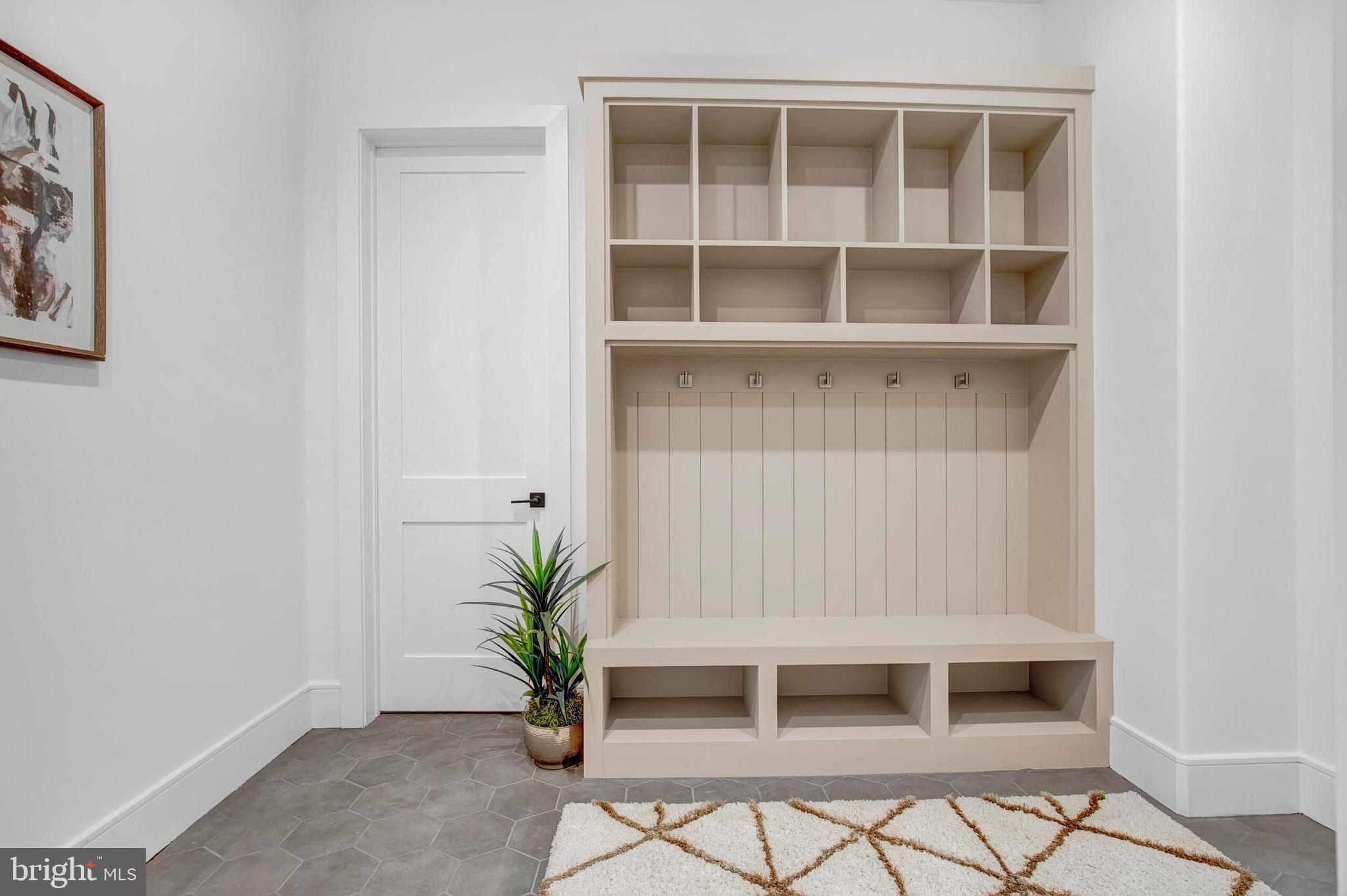 RUCKERS LANGLEY - Residential